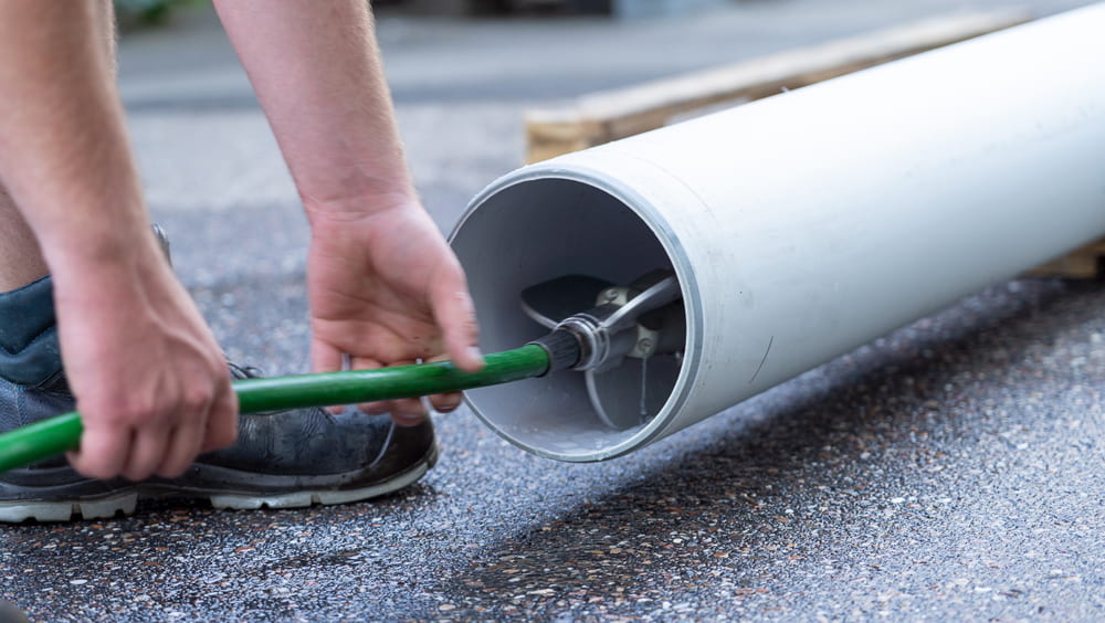 Praxischeck zur Reinigungsbelastung von Kunststoffrohren Praxischeck zur Reinigungsbelastung von Kunststoffrohren